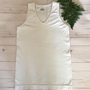 Athleta | Pure V Neck Tank